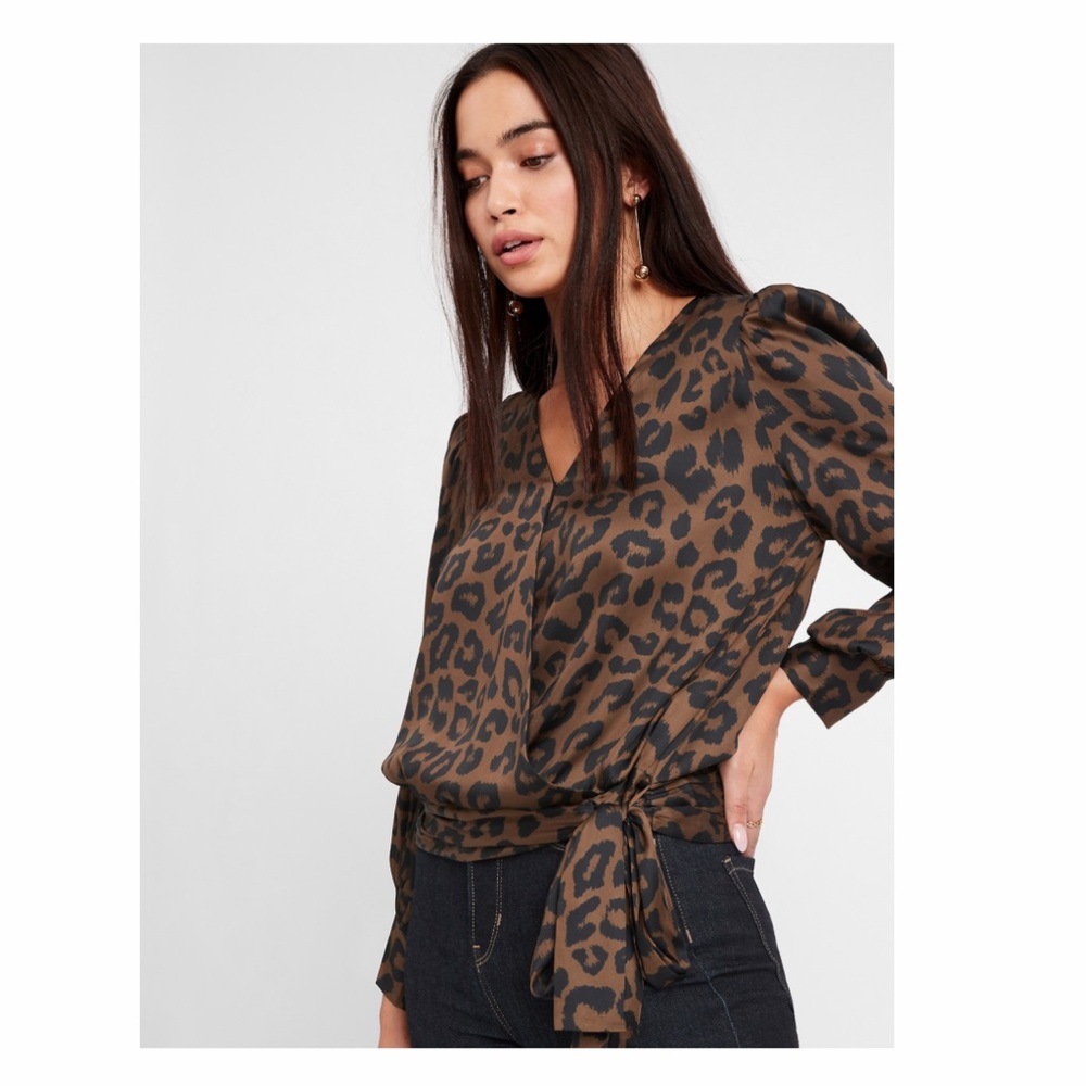 Banana Republic Animal Print surplice tie at waist blouse